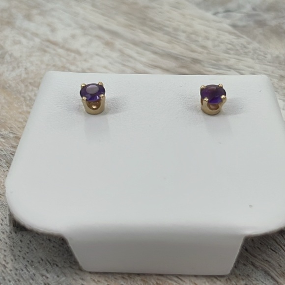 Amethyst Post Earrings - 14k Gold - Picture 2 of 8